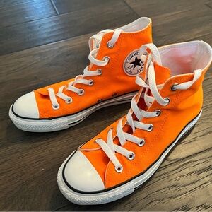 Converse Orange High Tops Women’s 7 Men’s 5